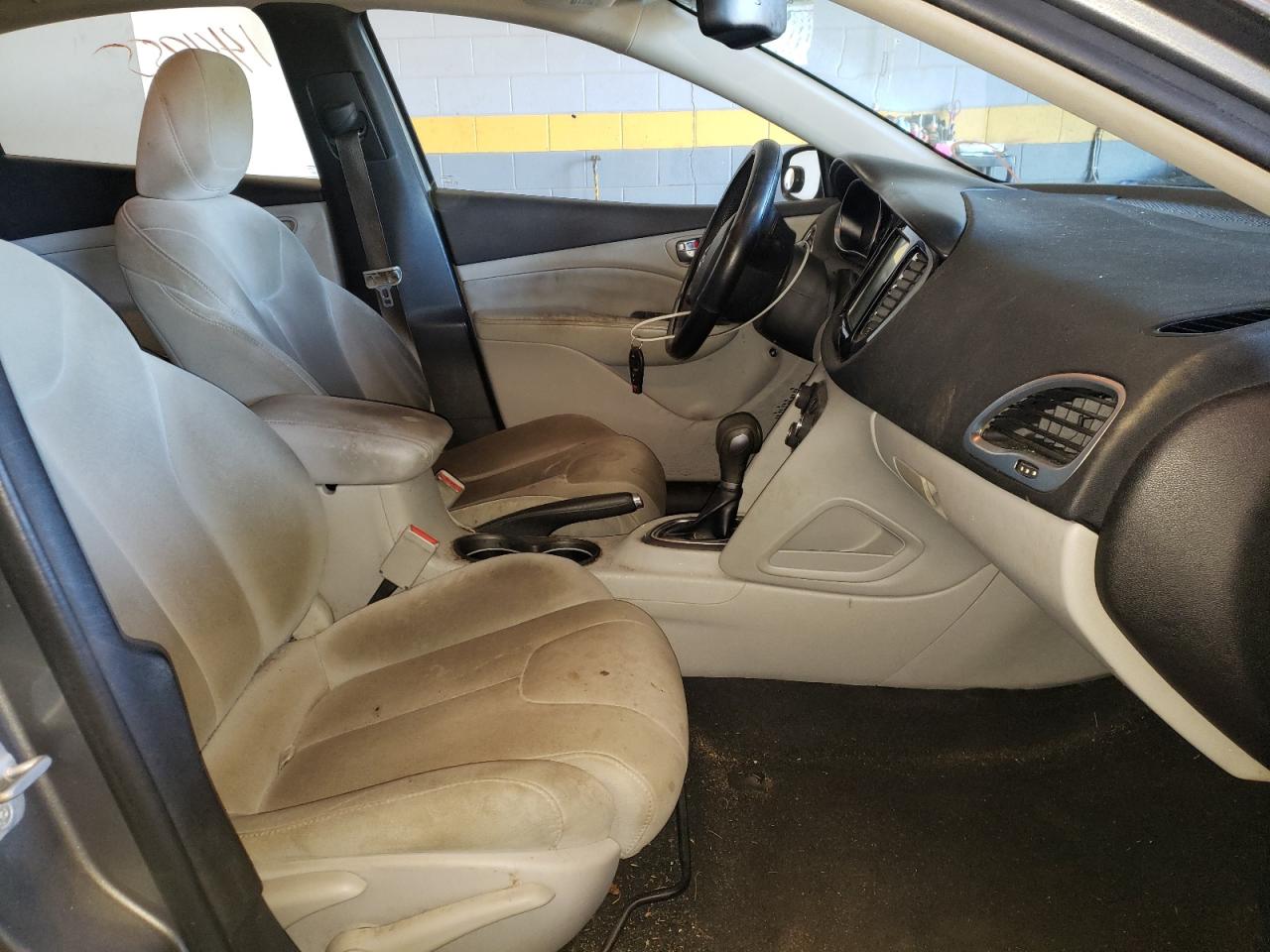 Photo 5 from auction – 2013 DODGE DART SXT with VIN 1C3CDFBA1DD137140