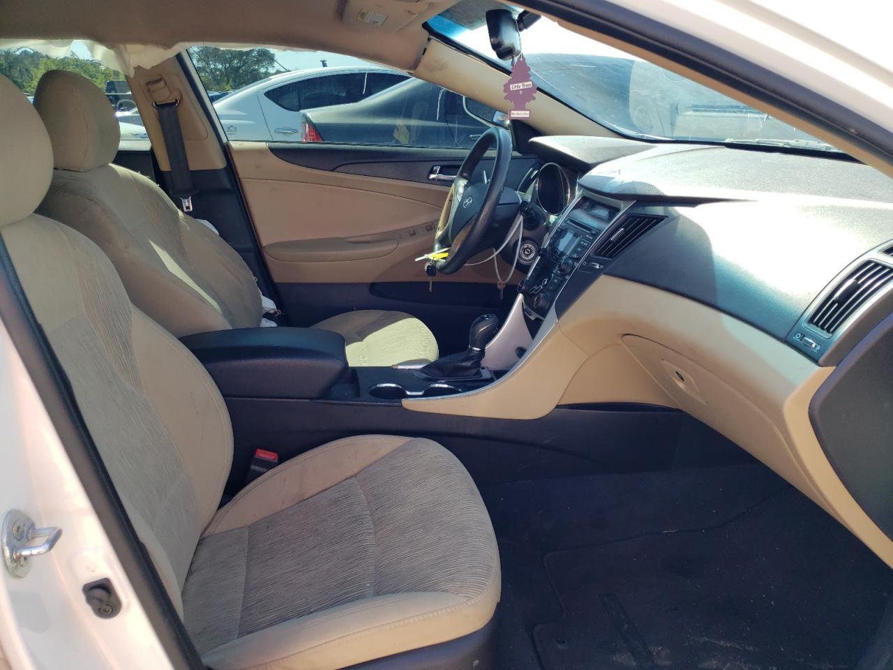 Photo 5 from auction – 2012 HYUNDAI SONATA GLS with VIN 5NPEB4AC4CH495486