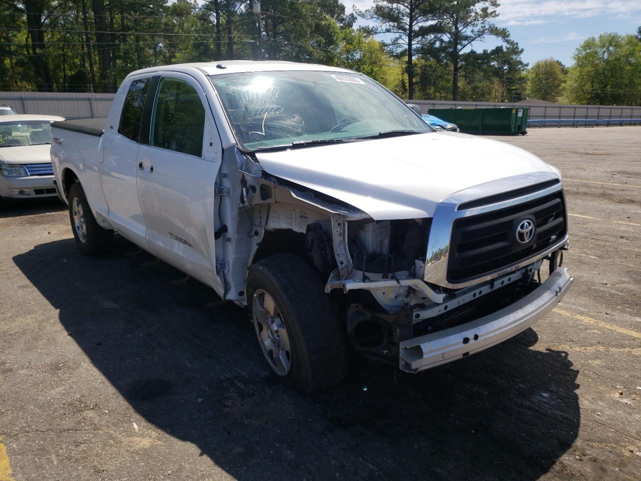 TOYOTA TUNDRA DOU 2012 with VIN 5TFRY5F17CX124419 - Photo from auction