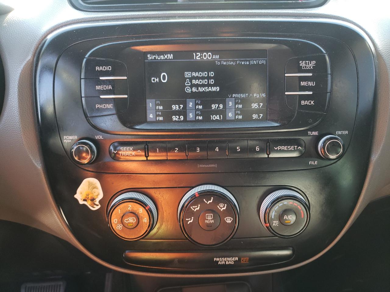 Photo 9 from auction – 2017 KIA SOUL with VIN KNDJN2A28H7473486