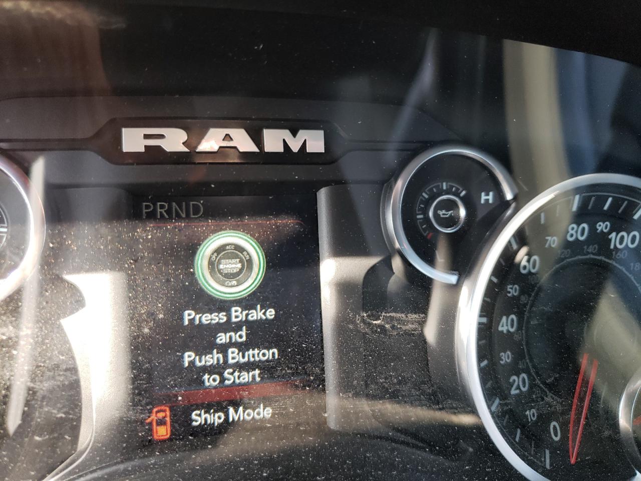 Photo 8 from auction – 2022 RAM 3500 with VIN 3C7WRTAL4NG208687