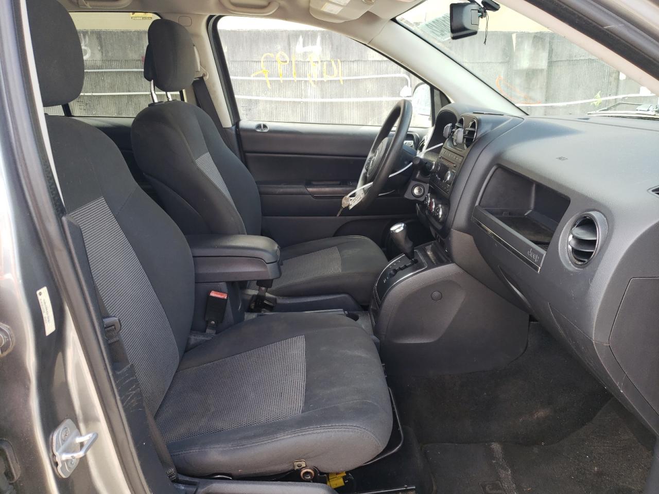 Photo 5 from auction – 2013 JEEP COMPASS SP with VIN 1C4NJCBB4DD102581