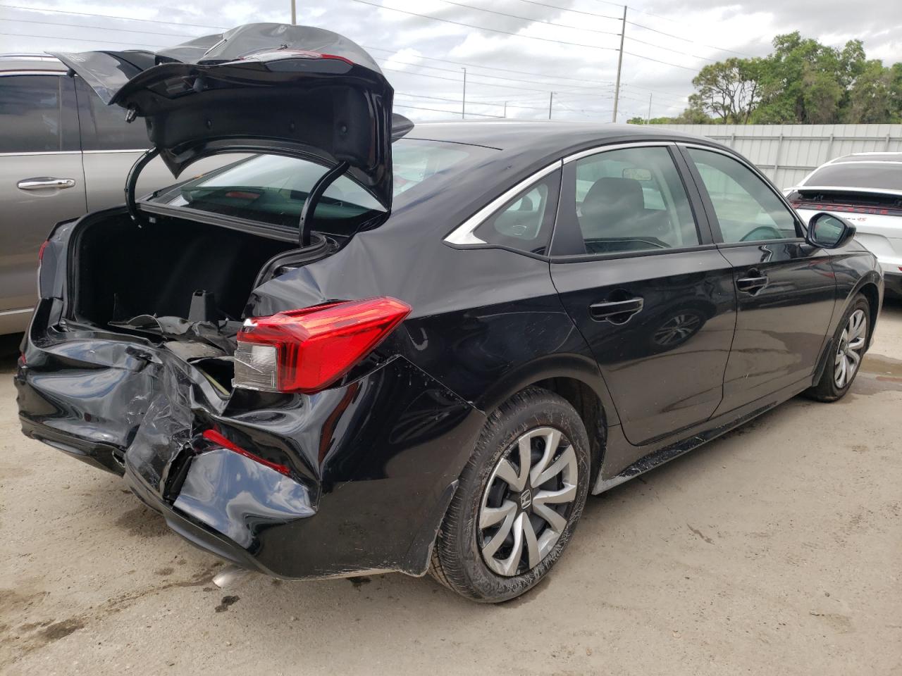 Photo 4 from auction – 2022 HONDA CIVIC with VIN 2HGFE2F2XNH522638