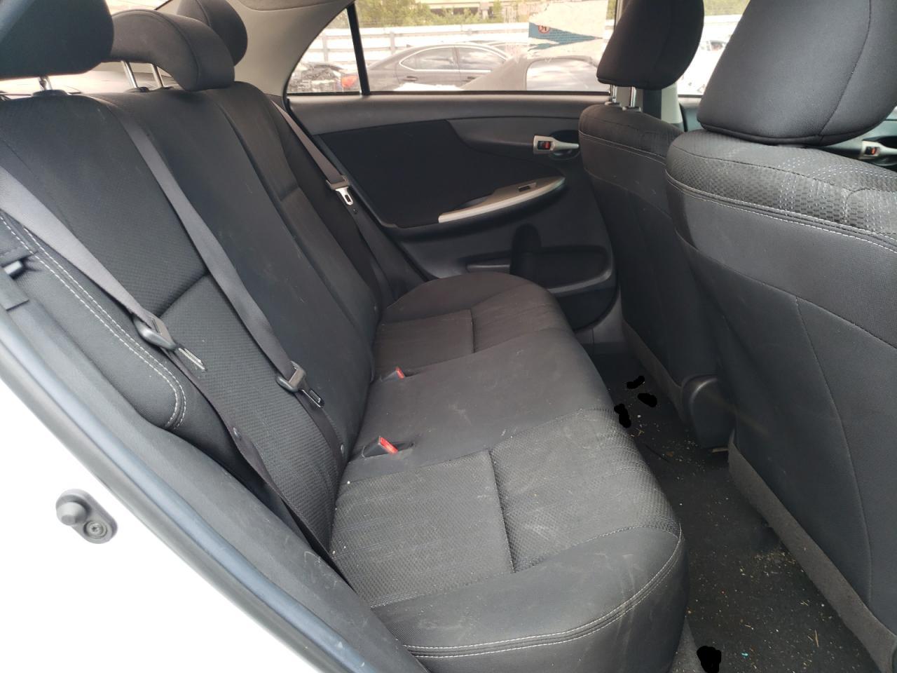 Photo 6 from auction – 2013 TOYOTA COROLLA with VIN 2T1BU4EE3DC116880
