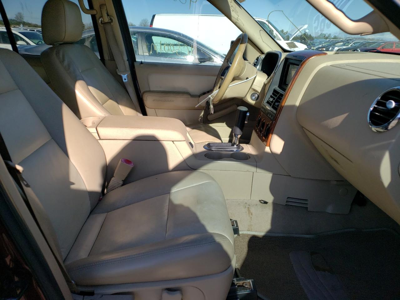 Photo 5 from auction – 2006 FORD EXPLORER with VIN 1FMEU74E76UB51553