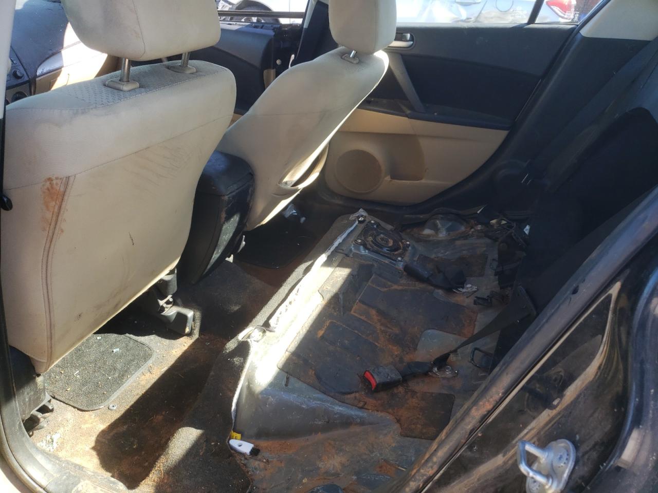 Photo 6 from auction – 2010 MAZDA 3 I with VIN JM1BL1SF1A1291871