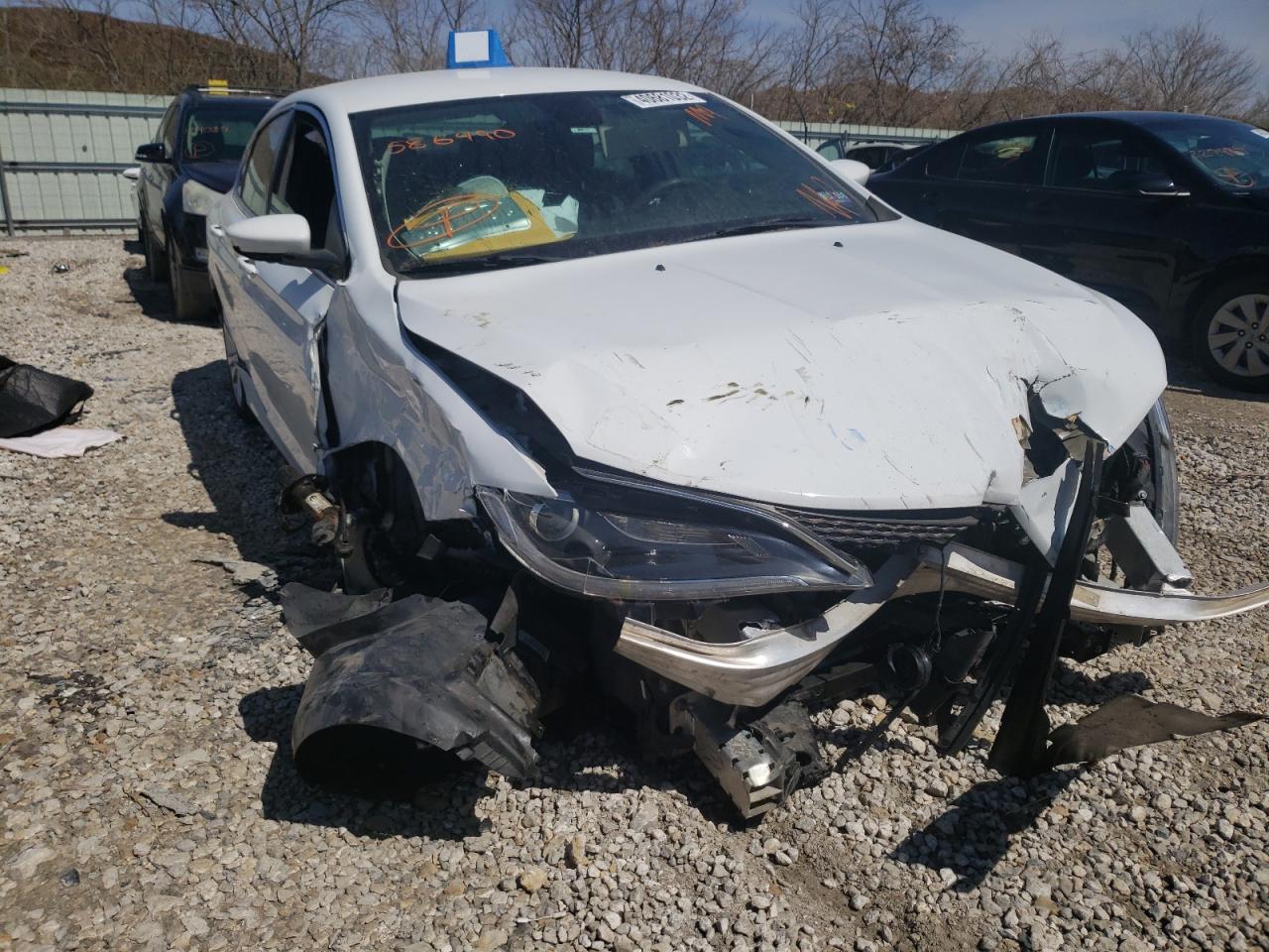 CHRYSLER 200 LIMITE 2015 with VIN 1C3CCCAB6FN580490 - Photo from auction