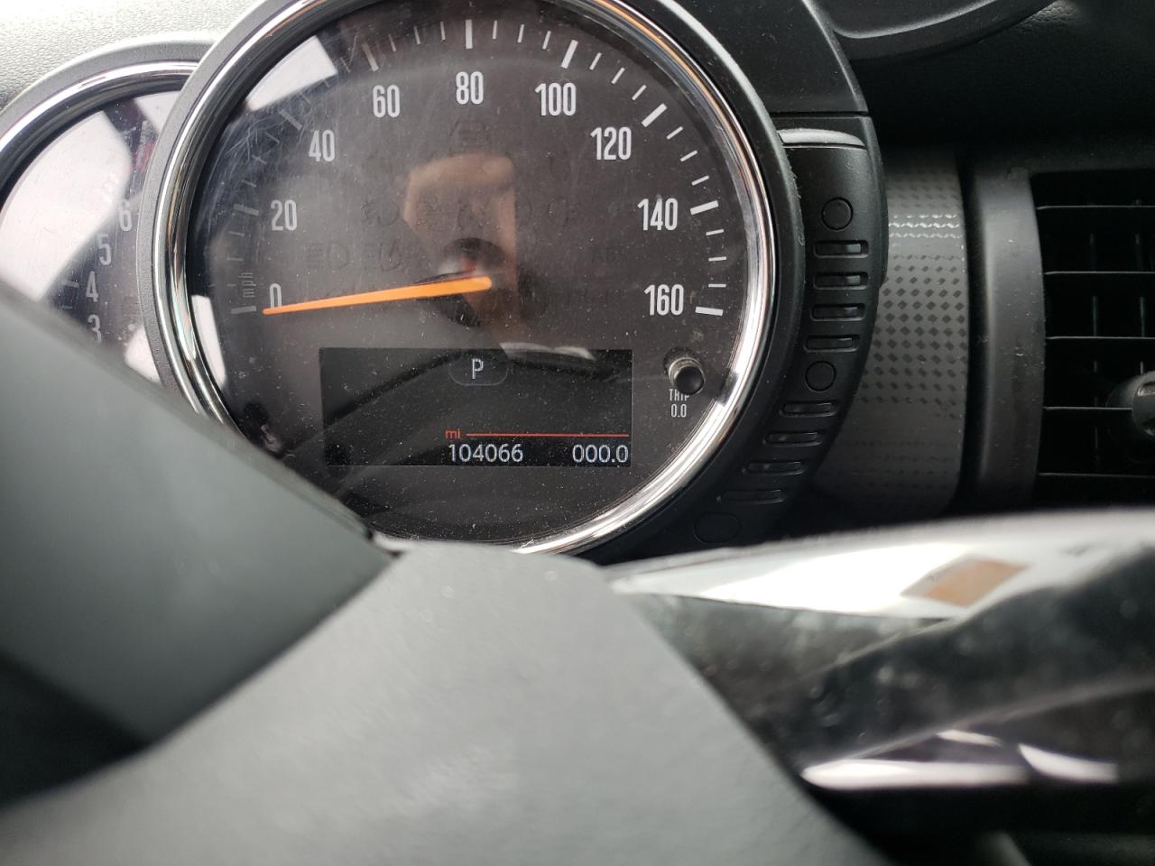 Photo 8 from auction – 2016 MINI COOPER with VIN WMWXU1C56G2D11706