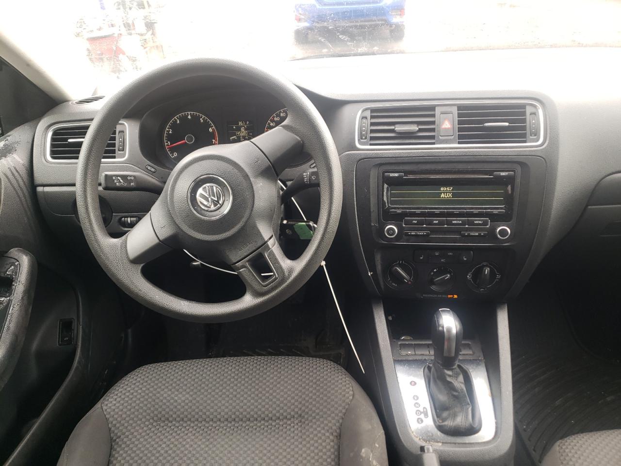 Photo 9 from auction – 2012 VOLKSWAGEN JETTA BASE with VIN 3VW2K7AJ4CM409653