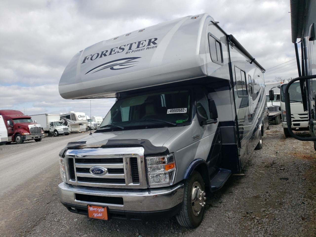 Photo 2 from auction – 2017 FORD ECONOLINE with VIN 1FDXE4FS9HDC69999