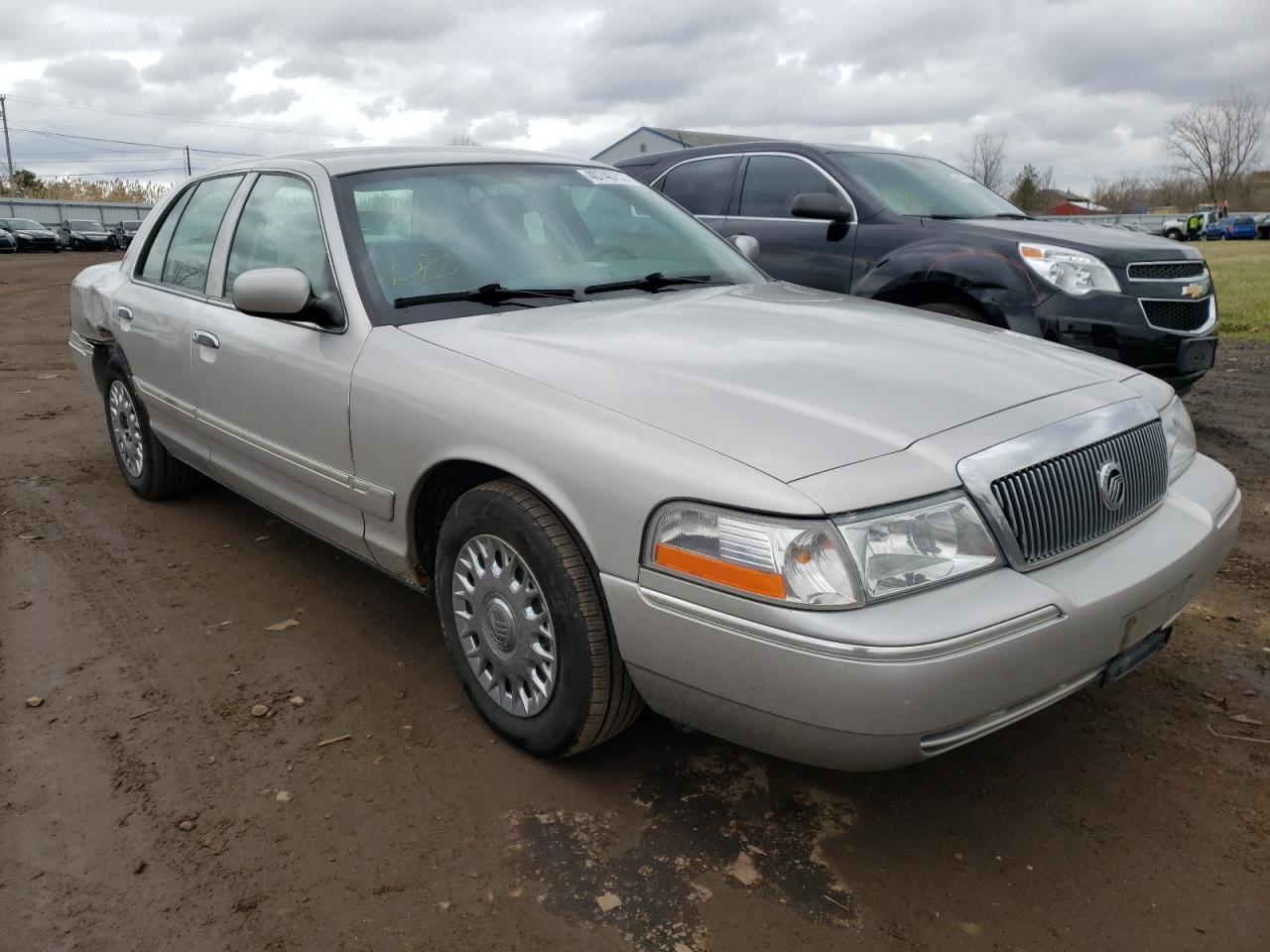 MERCURY GRAND MARQ 2003 with VIN 2MEFM74W83X705722 - Photo from auction