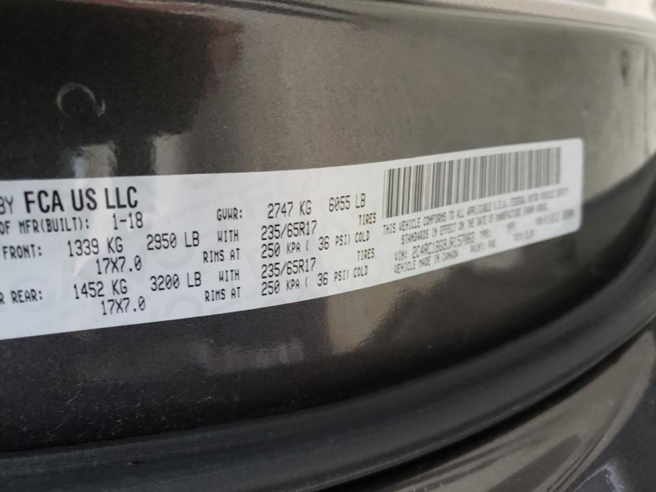 Photo 10 from auction – 2018 CHRYSLER PACIFICA T with VIN 2C4RC1BG9JR157063