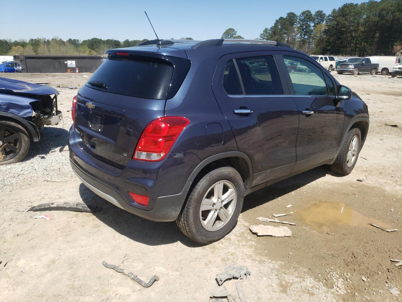 Photo 4 from auction – 2018 CHEVROLET TRAX 1LT with VIN 3GNCJPSB0JL260301