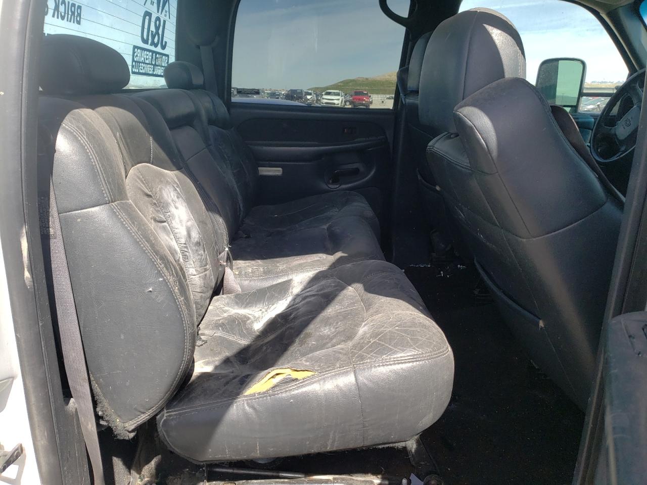 Photo 6 from auction – 2001 CHEVROLET SILVERADO with VIN 1GCHK23G81F115042
