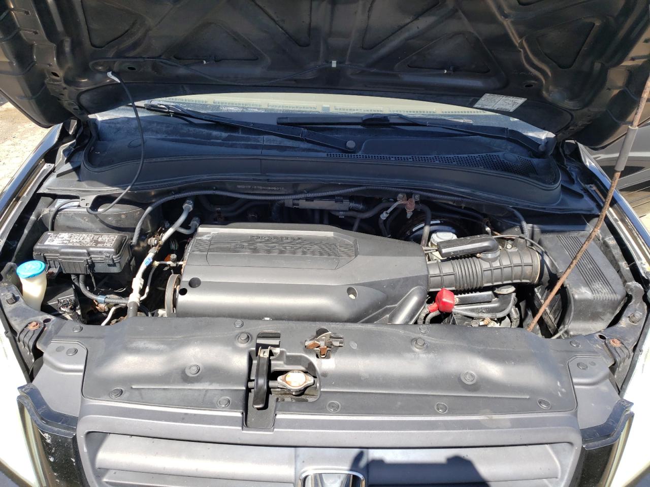Photo 7 from auction – 2004 HONDA PILOT EXL with VIN 2HKYF18764H605075