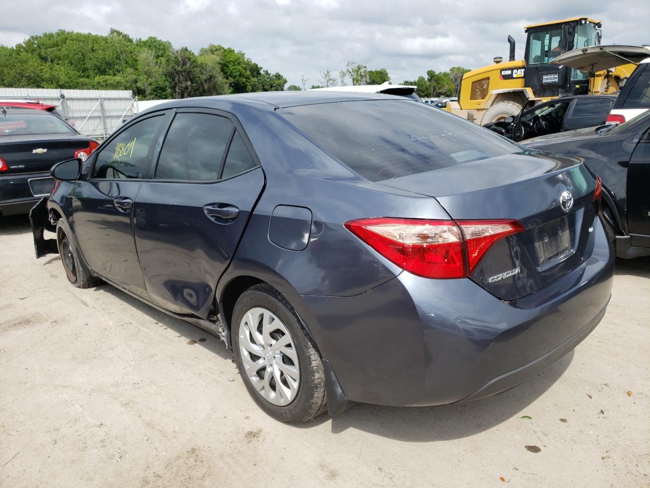 Photo 3 from auction – 2018 TOYOTA COROLLA L with VIN 5YFBURHEXJP818229