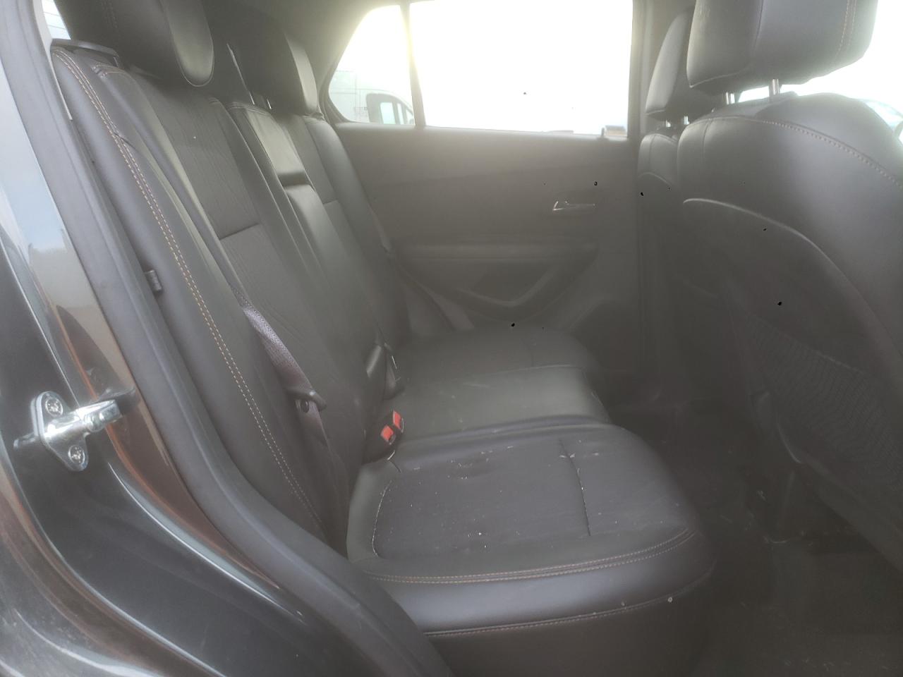 Photo 6 from auction – 2018 CHEVROLET TRAX 1LT with VIN KL7CJLSB1JB685719