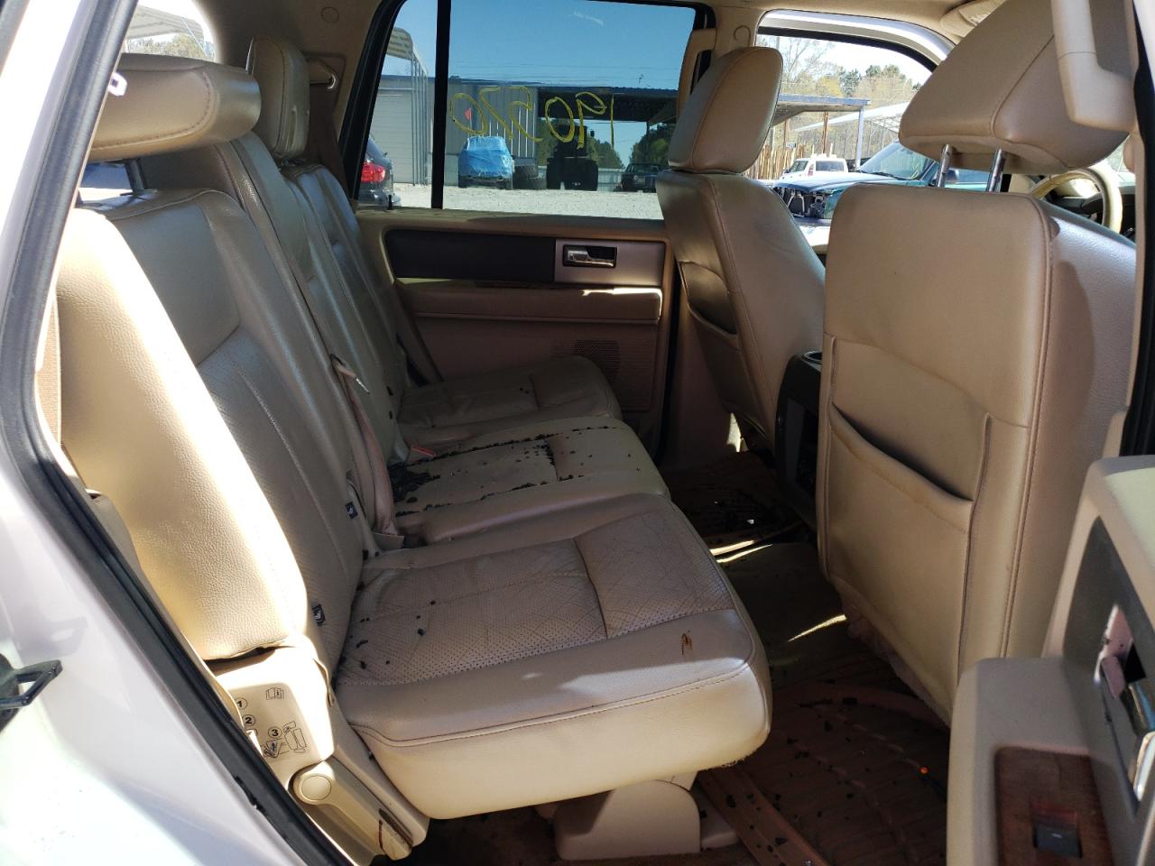 Photo 6 from auction – 2010 FORD EXPEDITION with VIN 1FMJU1H51AEB60693