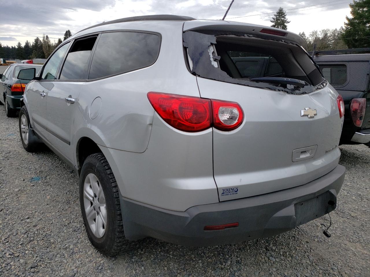 Photo 3 from auction – 2012 CHEVROLET TRAVERSE L with VIN 1GNKRFEDXCJ269982