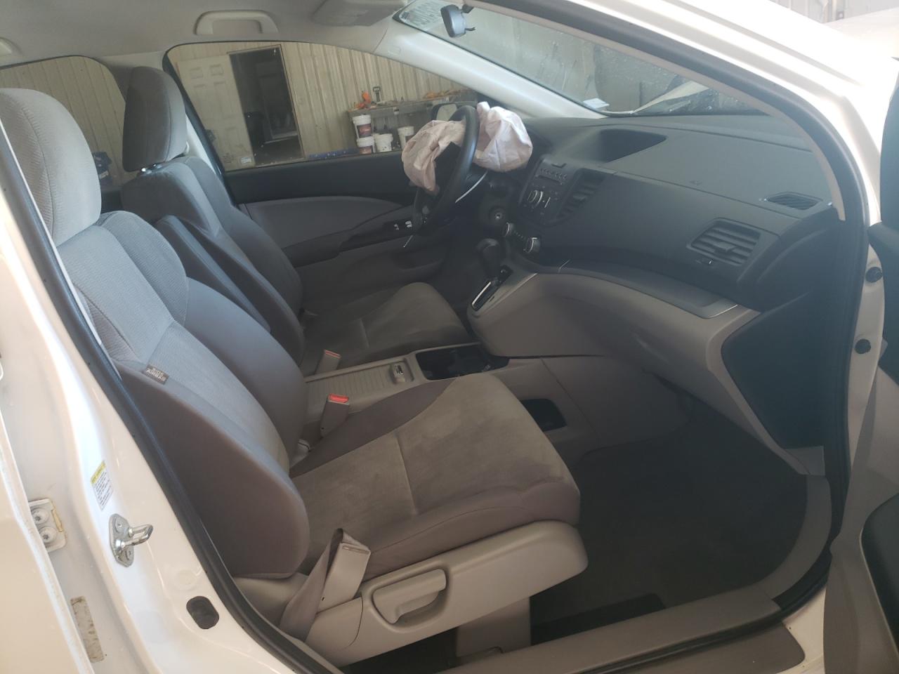 Photo 5 from auction – 2012 HONDA CR-V LX with VIN 5J6RM3H32CL015608
