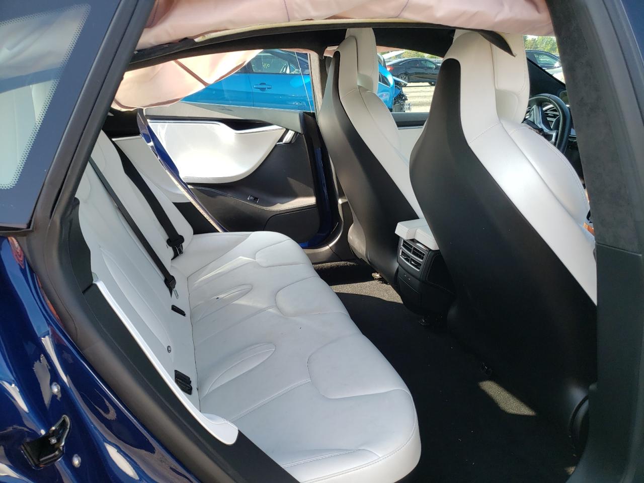 Photo 6 from auction – 2017 TESLA MODEL S with VIN 5YJSA1E27HF204507