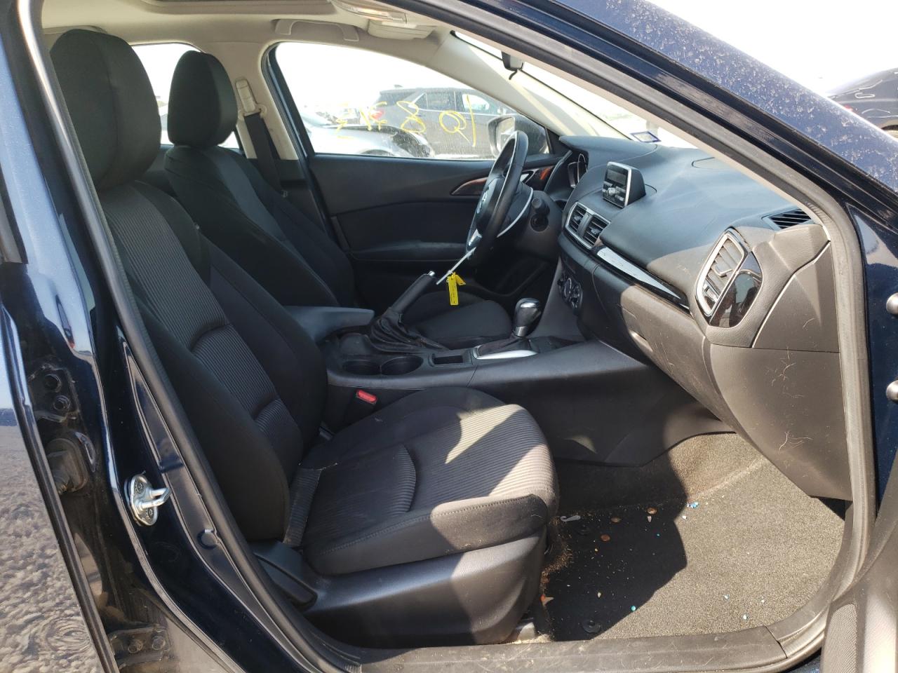 Photo 5 from auction – 2014 MAZDA 3 TOURING with VIN JM1BM1V71E1140598