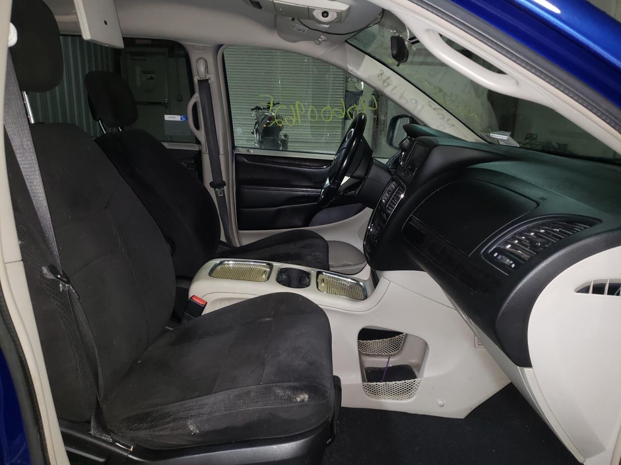 Photo 5 from auction – 2013 DODGE GRAND CARA with VIN 2C4RDGDG2DR754024