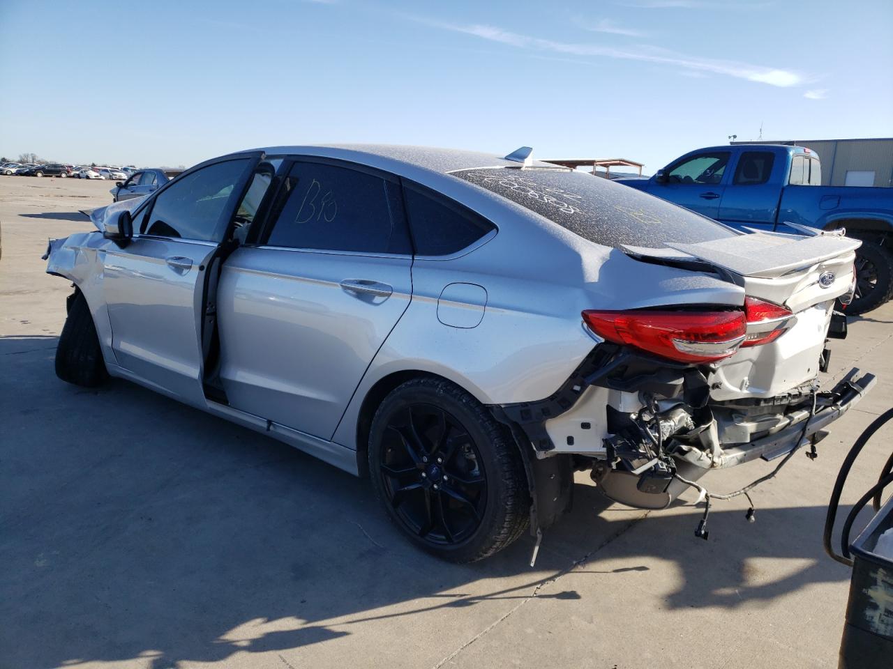Photo 3 from auction – 2019 FORD FUSION SE with VIN 3FA6P0HD0KR275552