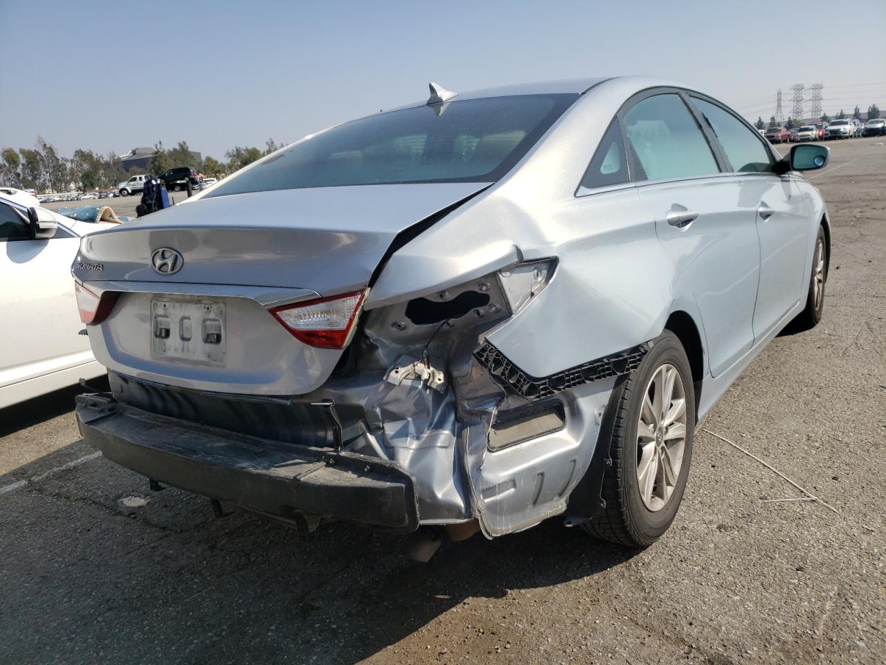 Photo 4 from auction – 2011 HYUNDAI SONATA GLS with VIN 5NPEB4AC7BH137457