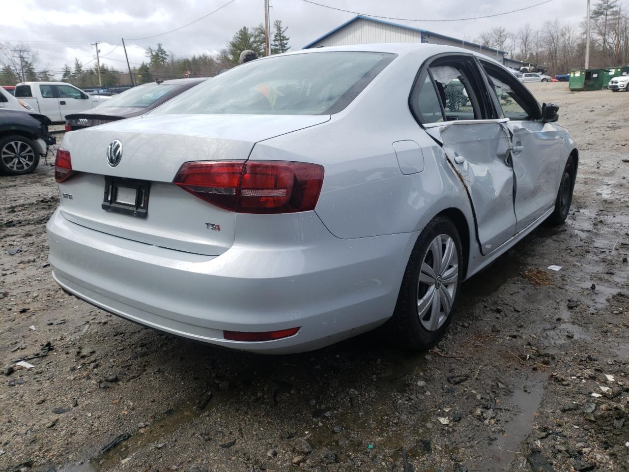 Photo 4 from auction – 2017 VOLKSWAGEN JETTA S with VIN 3VW2B7AJ4HM336811