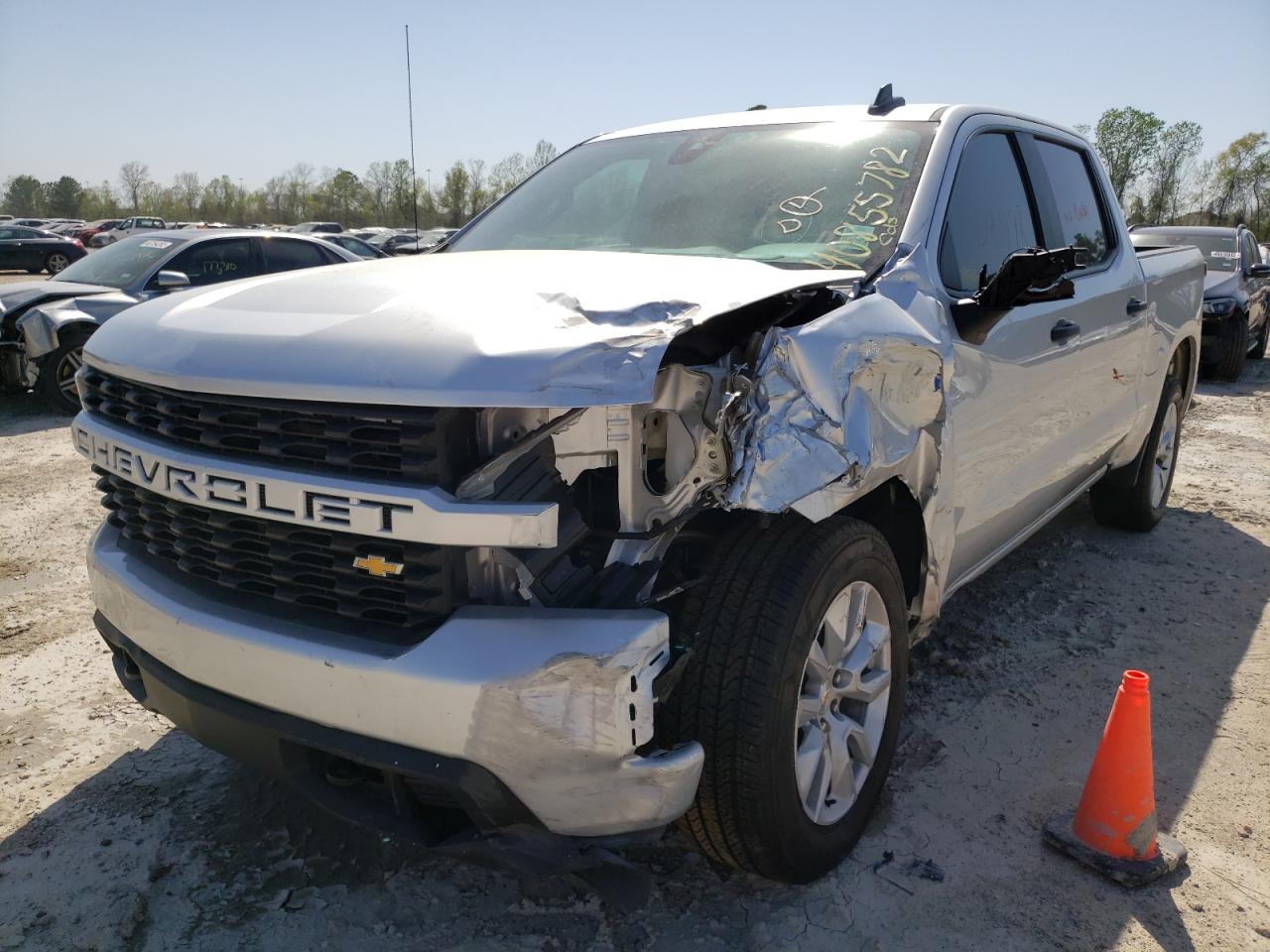 Photo 2 from auction – 2021 CHEVROLET SILVERADO with VIN 3GCPWBEK8MG356961