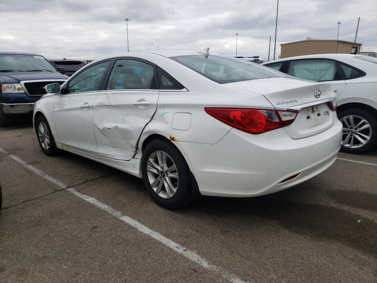 Photo 3 from auction – 2011 HYUNDAI SONATA GLS with VIN 5NPEB4AC6BH087974