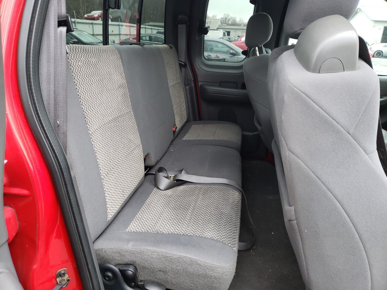 Photo 6 from auction – 2003 FORD F150 with VIN 2FTRX18L43CA66975