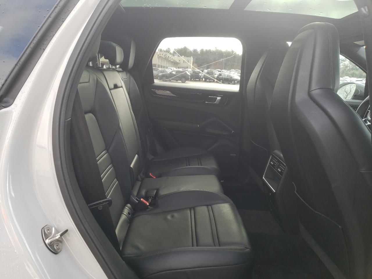 Photo 6 from auction – 2020 PORSCHE CAYENNE S with VIN WP1AB2AY4LDA28457