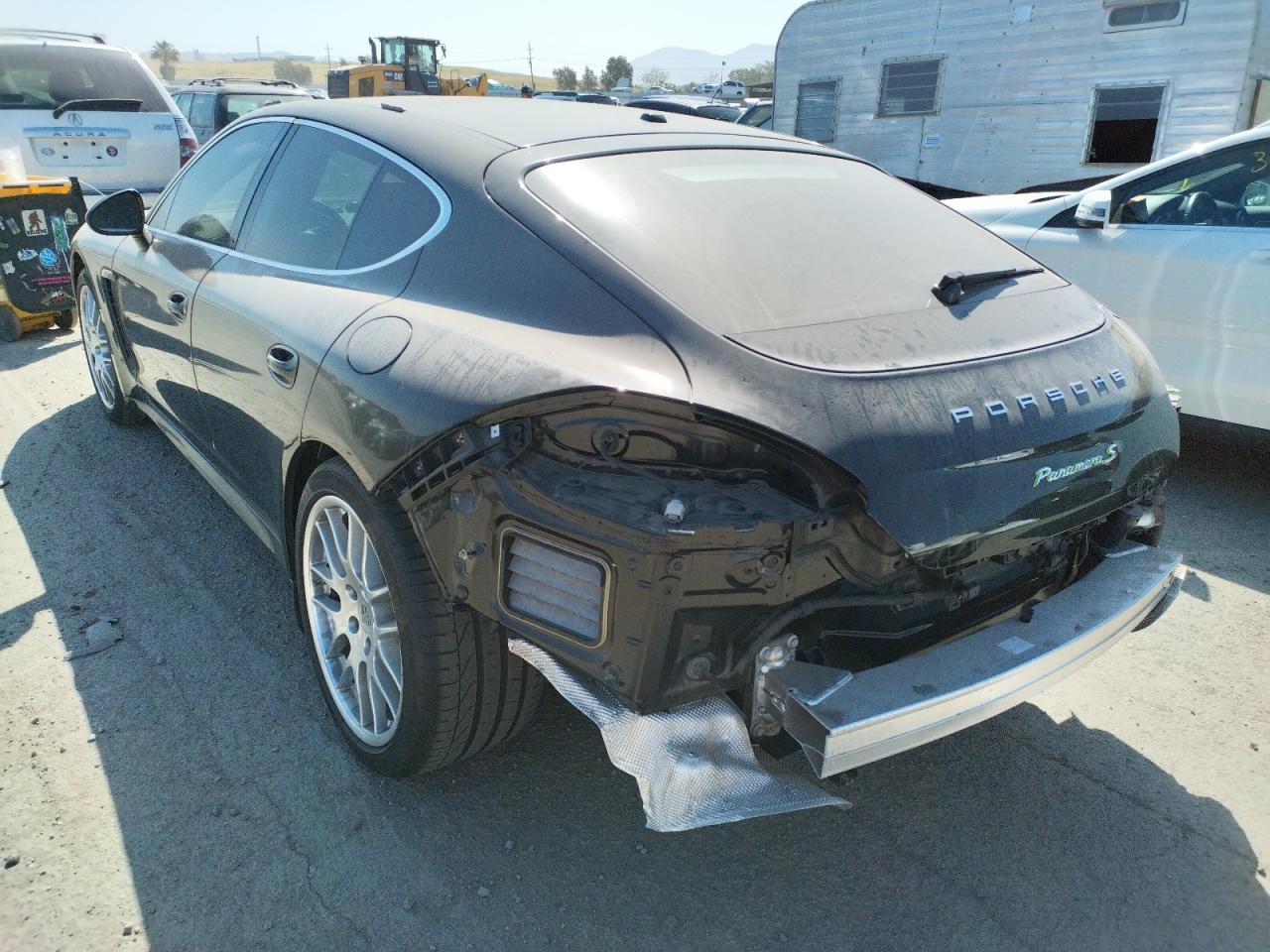 Photo 3 from auction – 2016 PORSCHE PANAMERA S with VIN WP0AD2A72GL040525