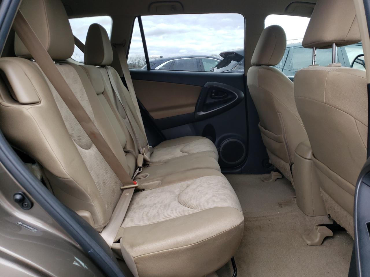 Photo 6 from auction – 2012 TOYOTA RAV4 with VIN 2T3BF4DVXCW224946