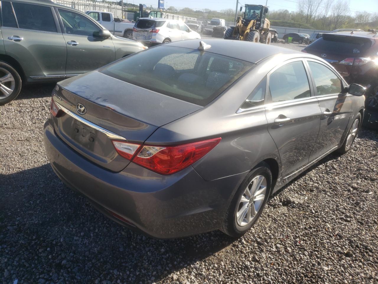 Photo 4 from auction – 2011 HYUNDAI SONATA GLS with VIN 5NPEB4AC9BH133717