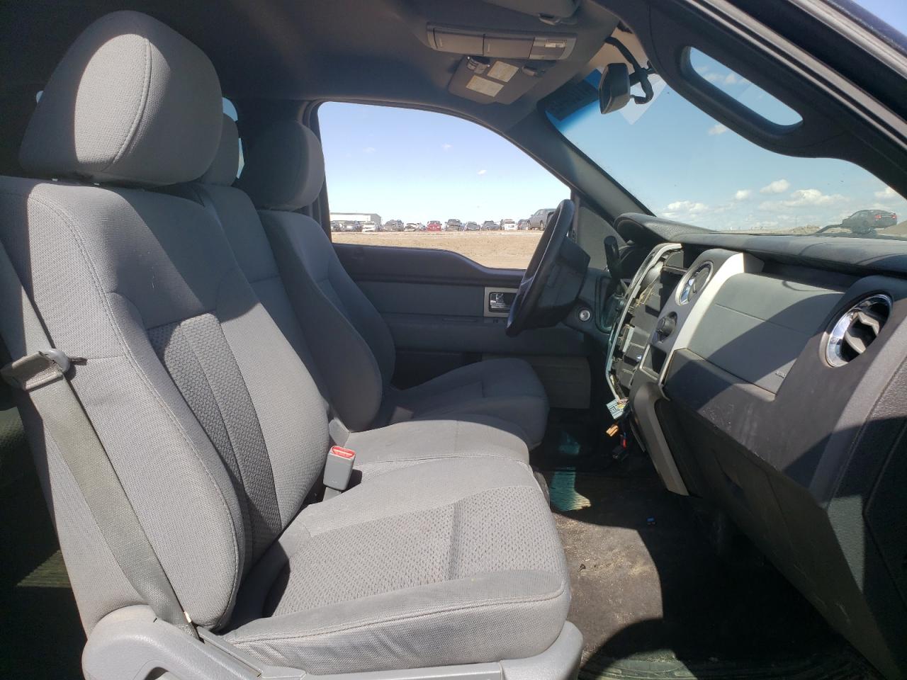Photo 5 from auction – 2011 FORD F150 SUPER with VIN 1FTFW1ET4BFA52670