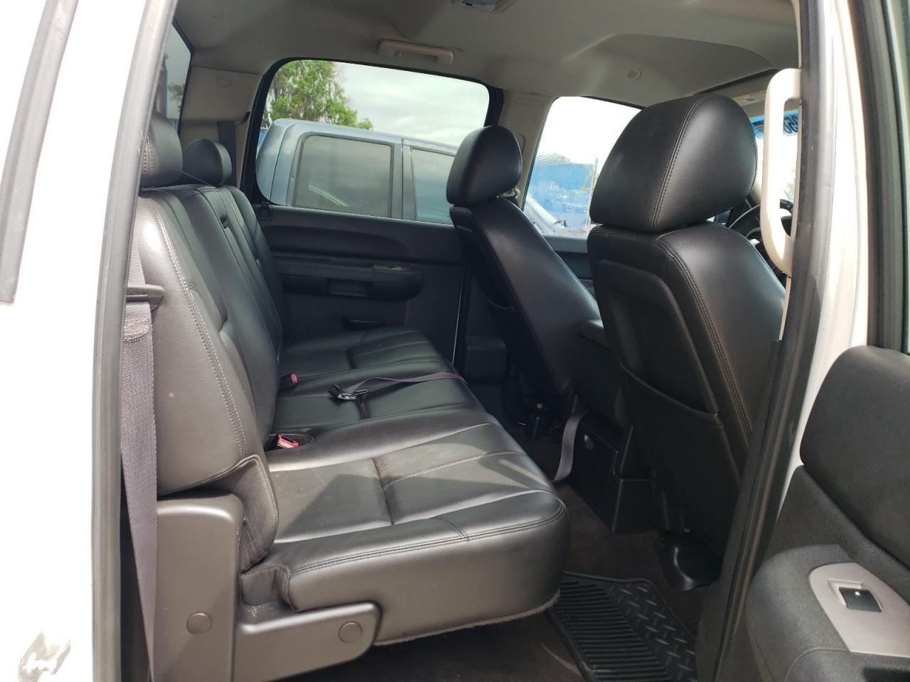 Photo 6 from auction – 2011 CHEVROLET SILVERADO with VIN 3GCPKSE32BG281689