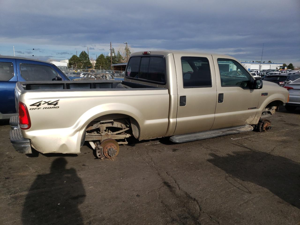 Photo 9 from auction – 2000 FORD F250 SUPER with VIN 1FTNW21F6YED31747