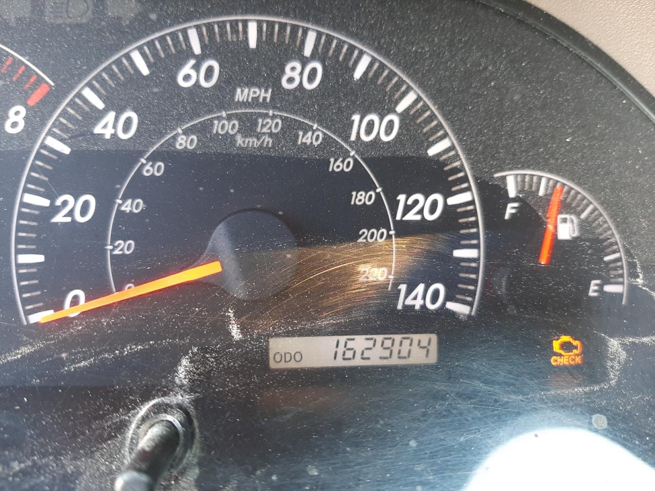 Photo 8 from auction – 2005 TOYOTA CAMRY LE with VIN 4T1BE30K65U505453