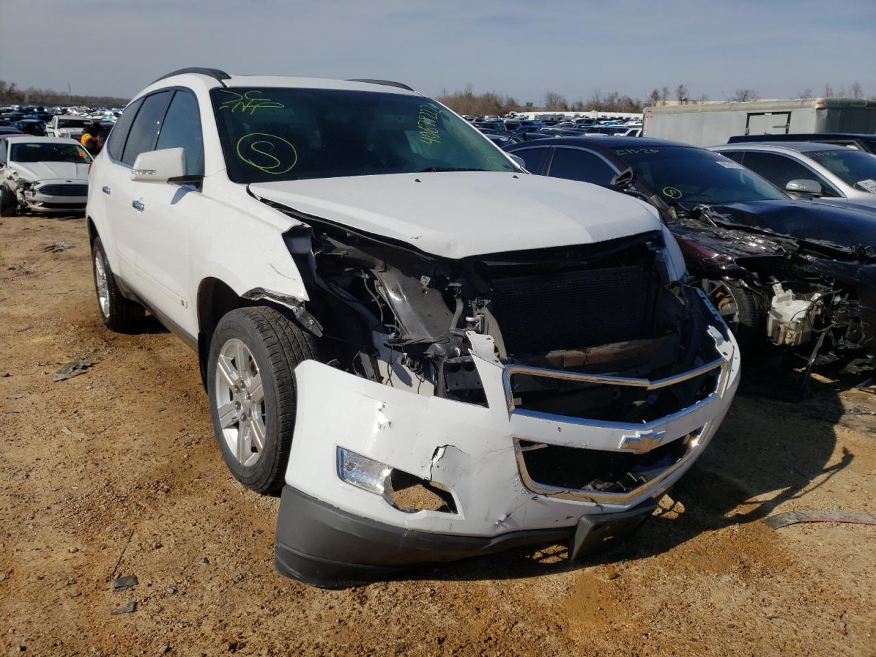 CHEVROLET TRAVERSE L 2010 with VIN 1GNLRFED6AS128340 - Photo from auction