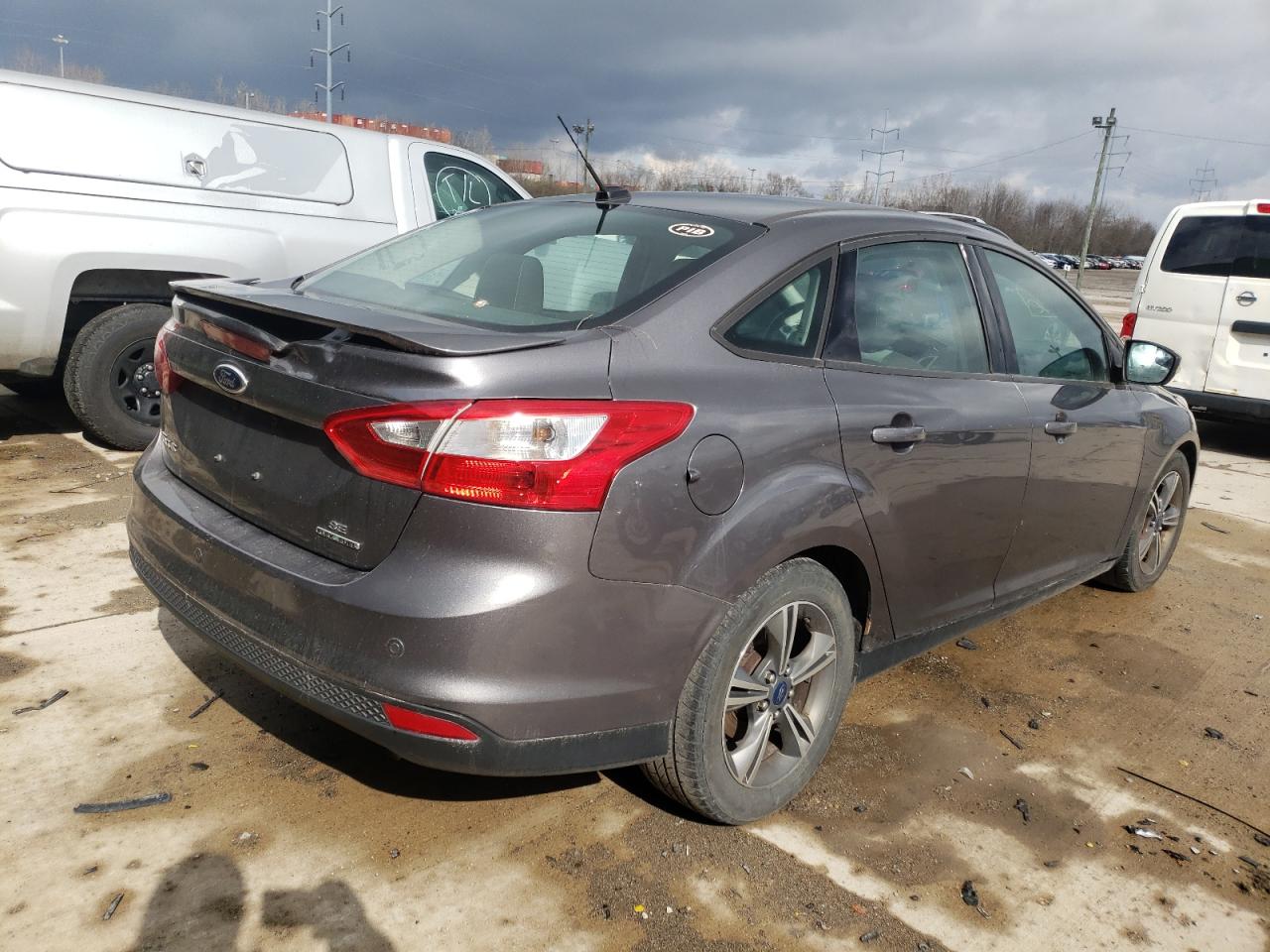 Photo 4 from auction – 2014 FORD FOCUS SE with VIN 1FADP3F25EL240986