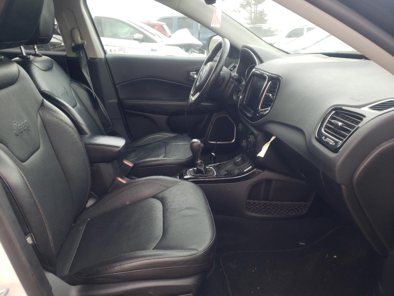 Photo 5 from auction – 2021 JEEP COMPASS LI with VIN 3C4NJDCB2MT554141