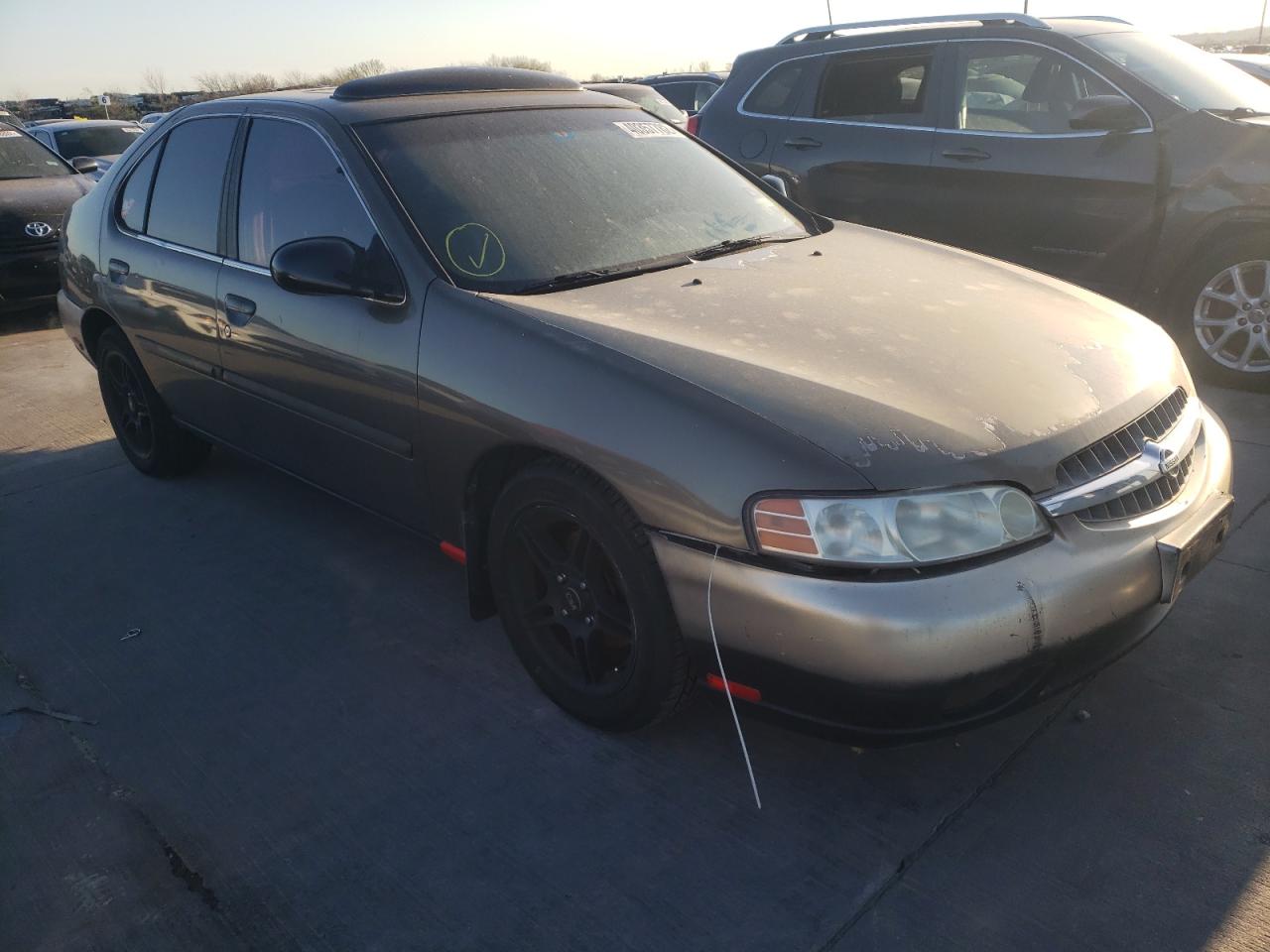 NISSAN ALTIMA XE 2000 with VIN 1N4DL01D2YC124412 - Photo from auction