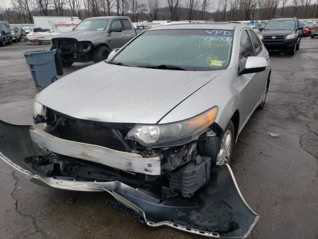 Photo 2 from auction – 2010 ACURA TSX with VIN JH4CU2F60AC006226