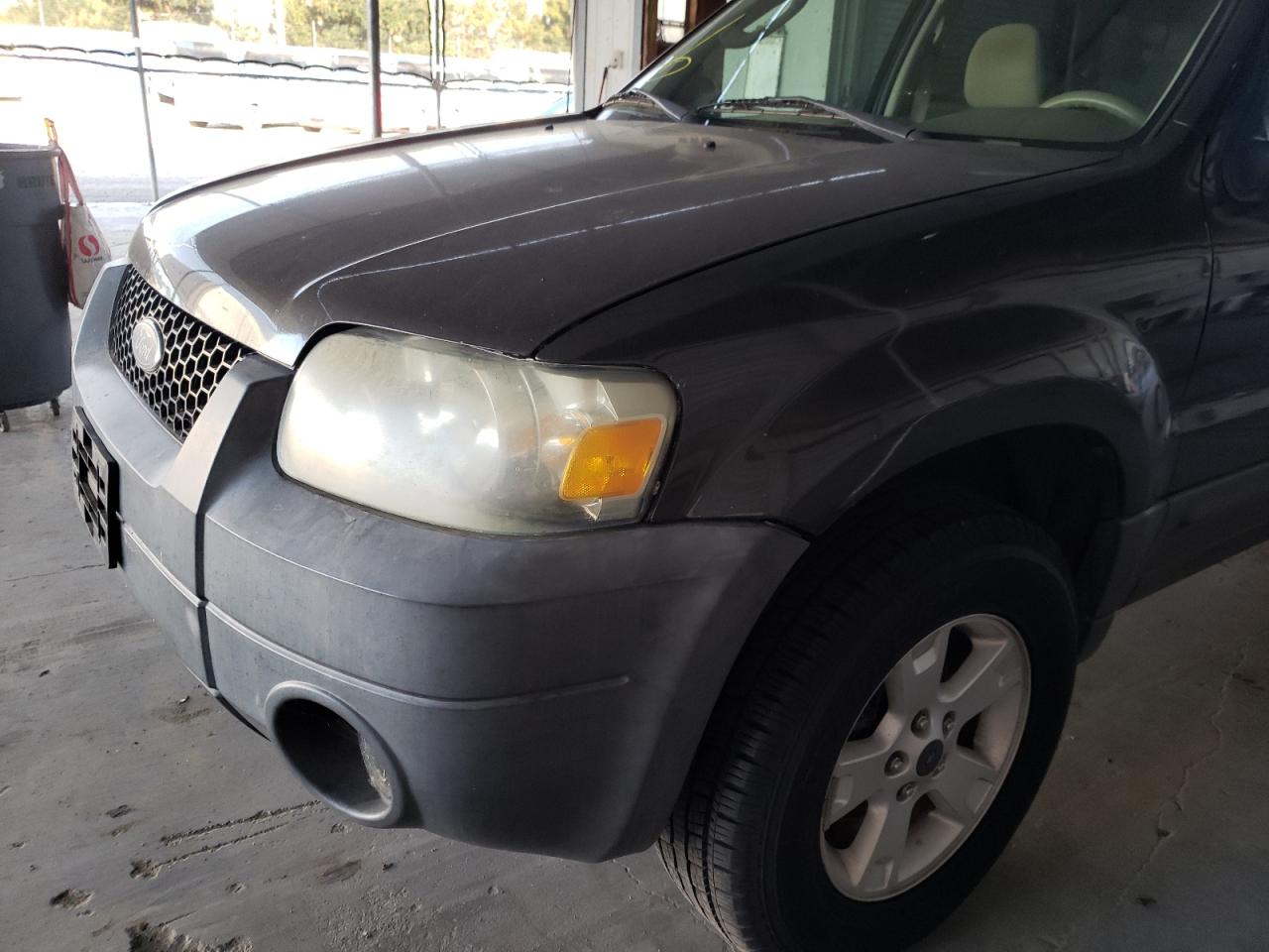 Photo 9 from auction – 2006 FORD ESCAPE with VIN 1FMCU03156KB65203