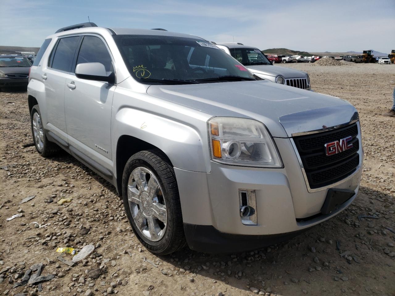 GMC TERRAIN SL 2013 with VIN 2GKFLVE39D6136582 - Photo from auction