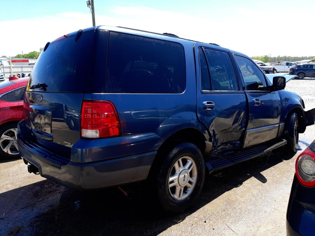 Photo 4 from auction – 2003 FORD EXPEDITION with VIN 1FMFU16L93LC24470