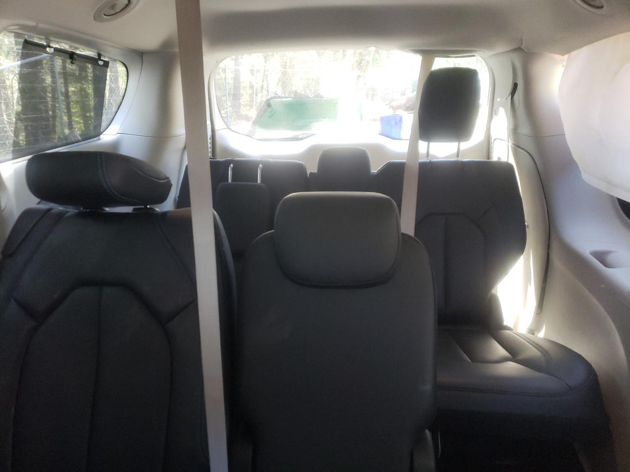 Photo 10 from auction – 2021 CHRYSLER PACIFICA T with VIN 2C4RC1BG8MR598137